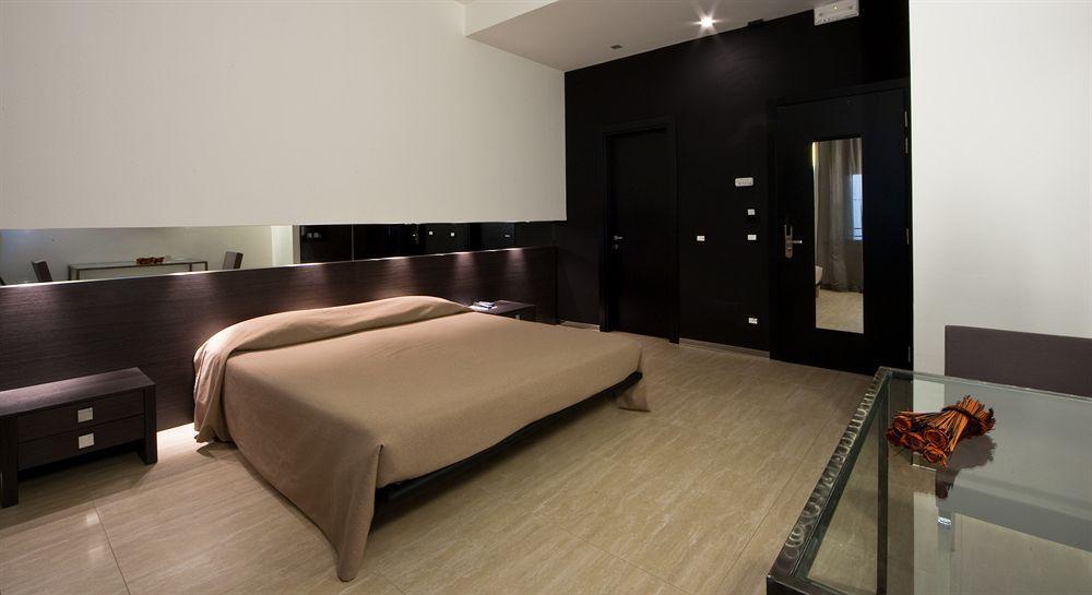 Bed and Breakfast Mua Boutique Болонья Экстерьер фото