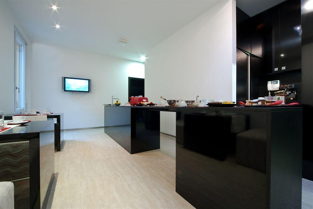 Bed and Breakfast Mua Boutique Болонья Экстерьер фото